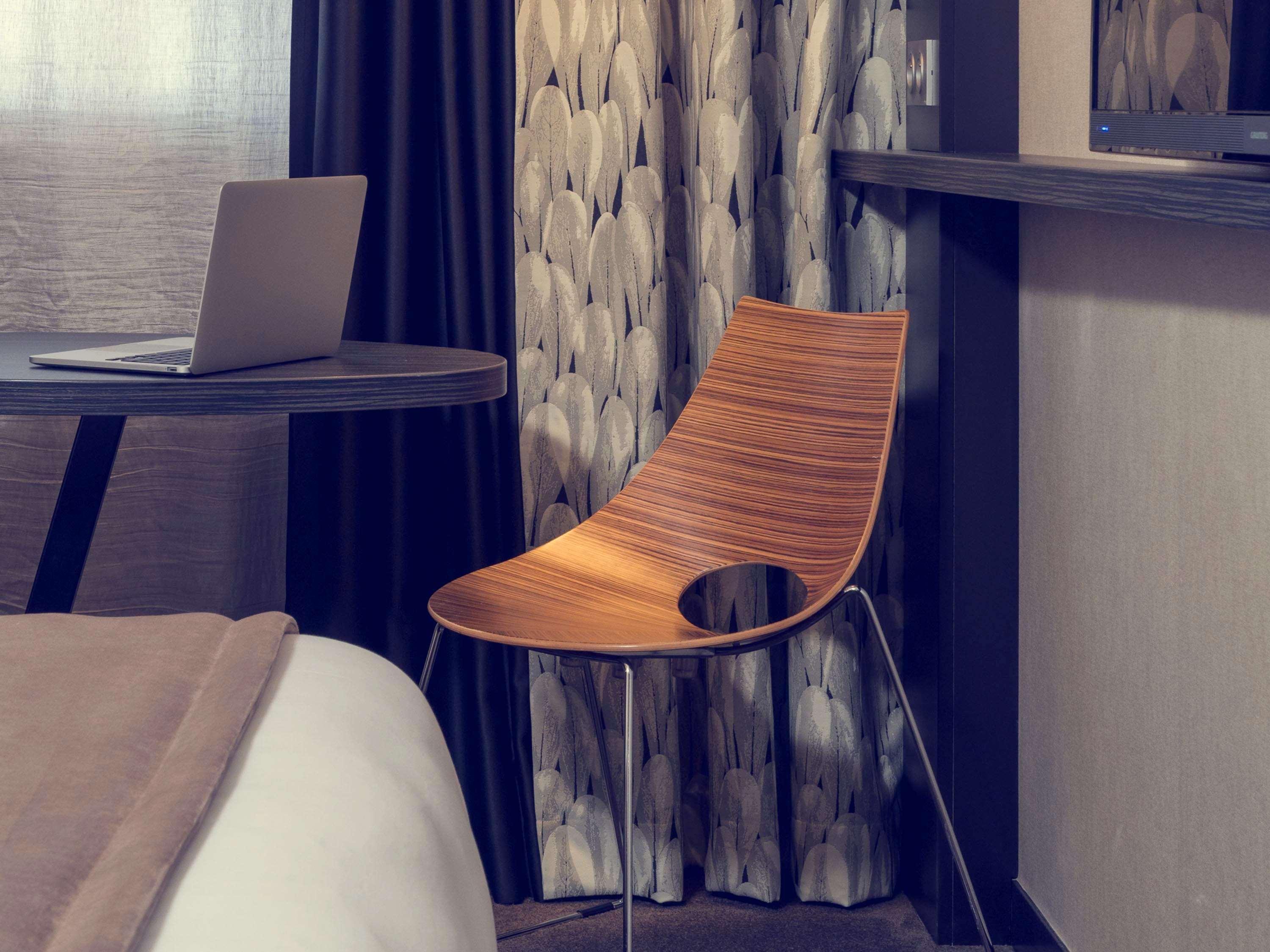 Mercure Paris Porte De Пантен Екстериор снимка