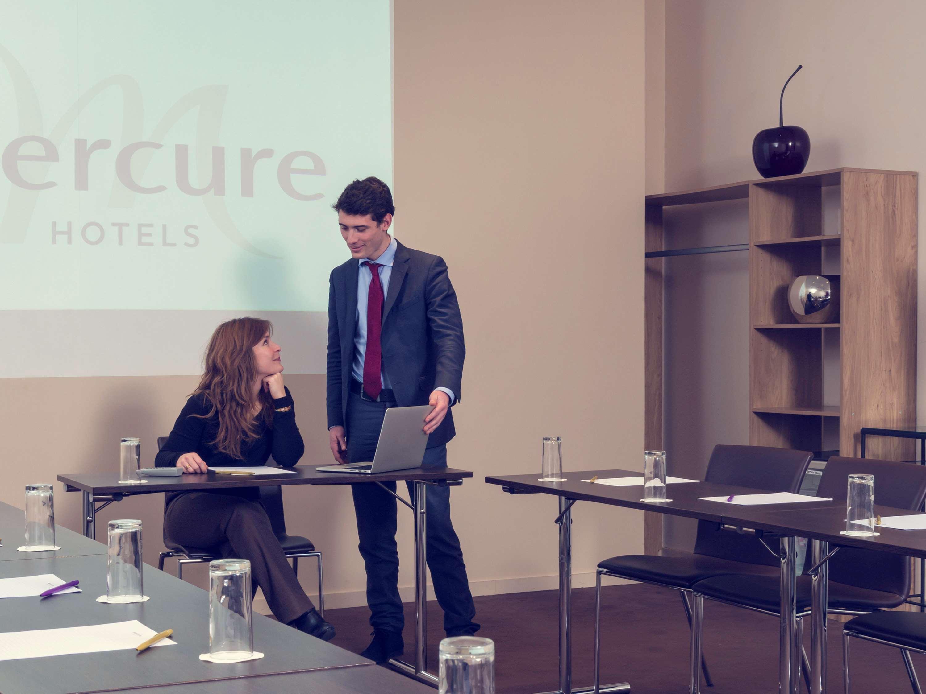 Mercure Paris Porte De Пантен Екстериор снимка